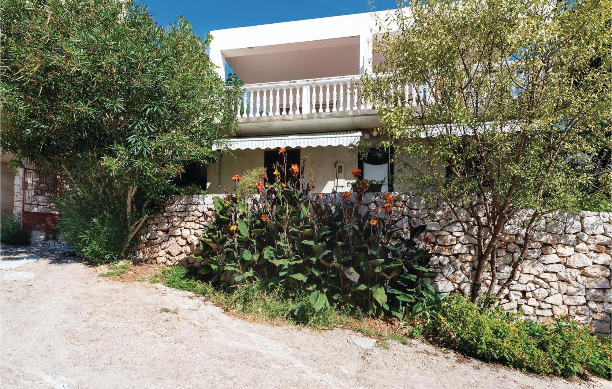 Amazing Apartment In Tisno With Wifi Exterior foto